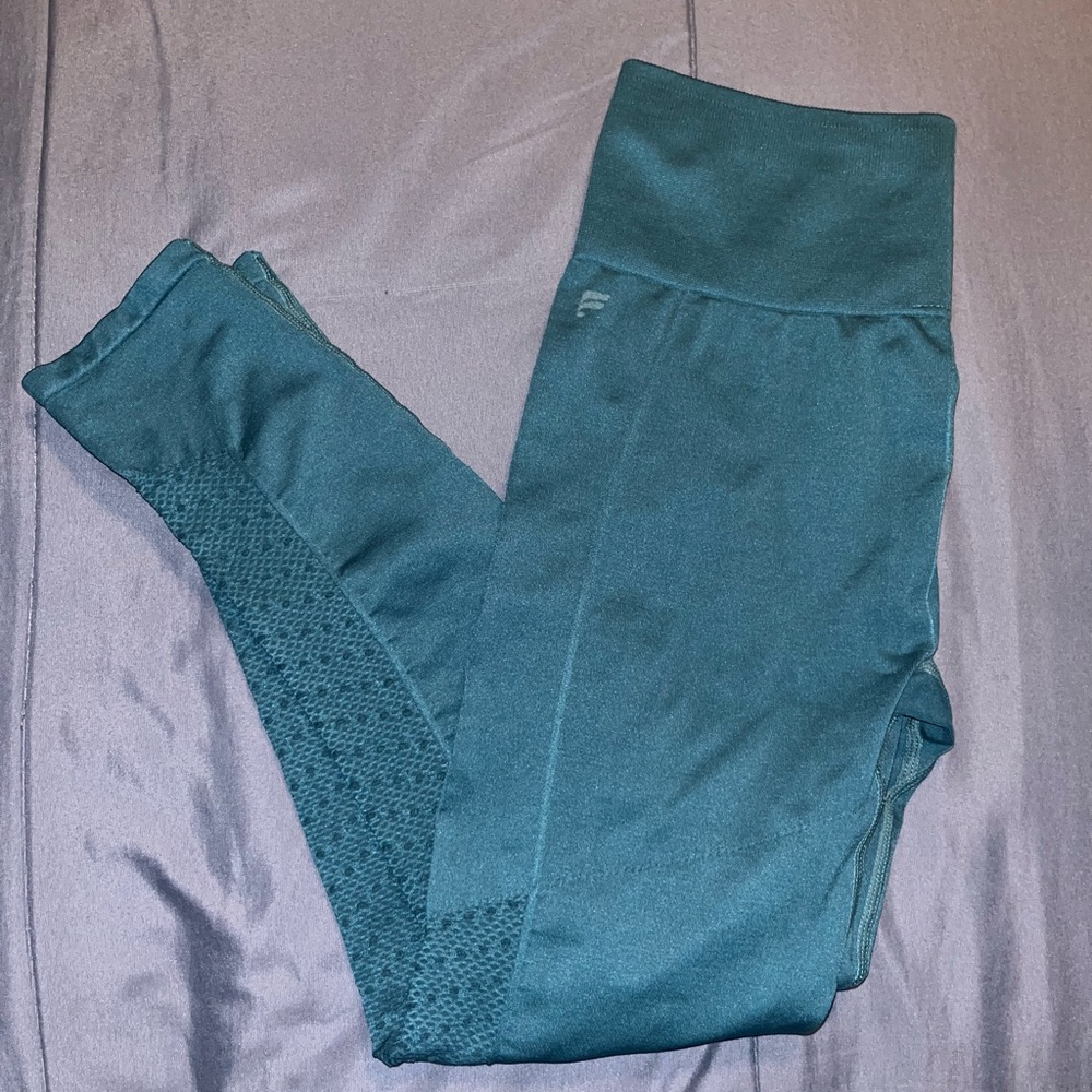 LIKE NEW Fabletics Sync High-Waisted Perforated 7/8 Leggings - Teal - Medium